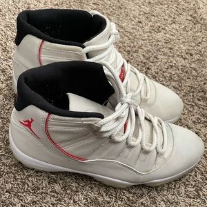 Air Jordan 11 retro Platinum Tint